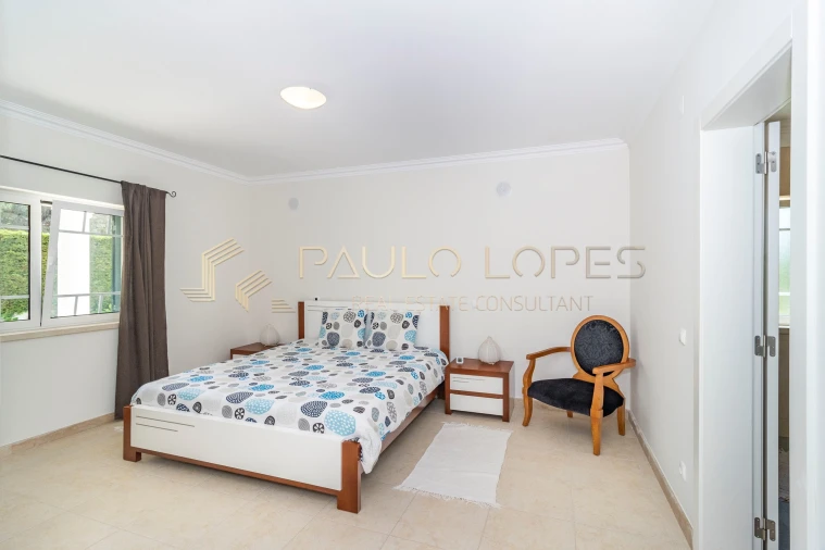 Moradia T6 para Venda em Vau Foto 19