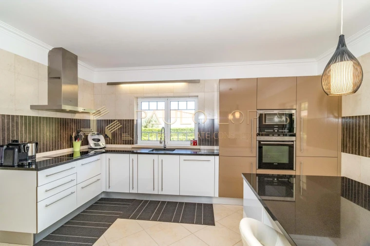 Moradia T6 para Venda em Vau Foto 12