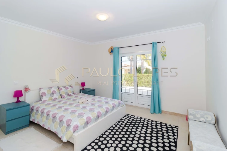 Moradia T6 para Venda em Vau Foto 31