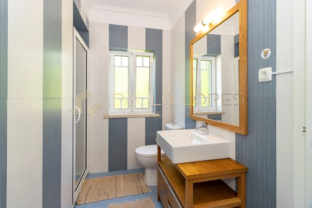 Moradia T6 para Venda em Vau Foto 34