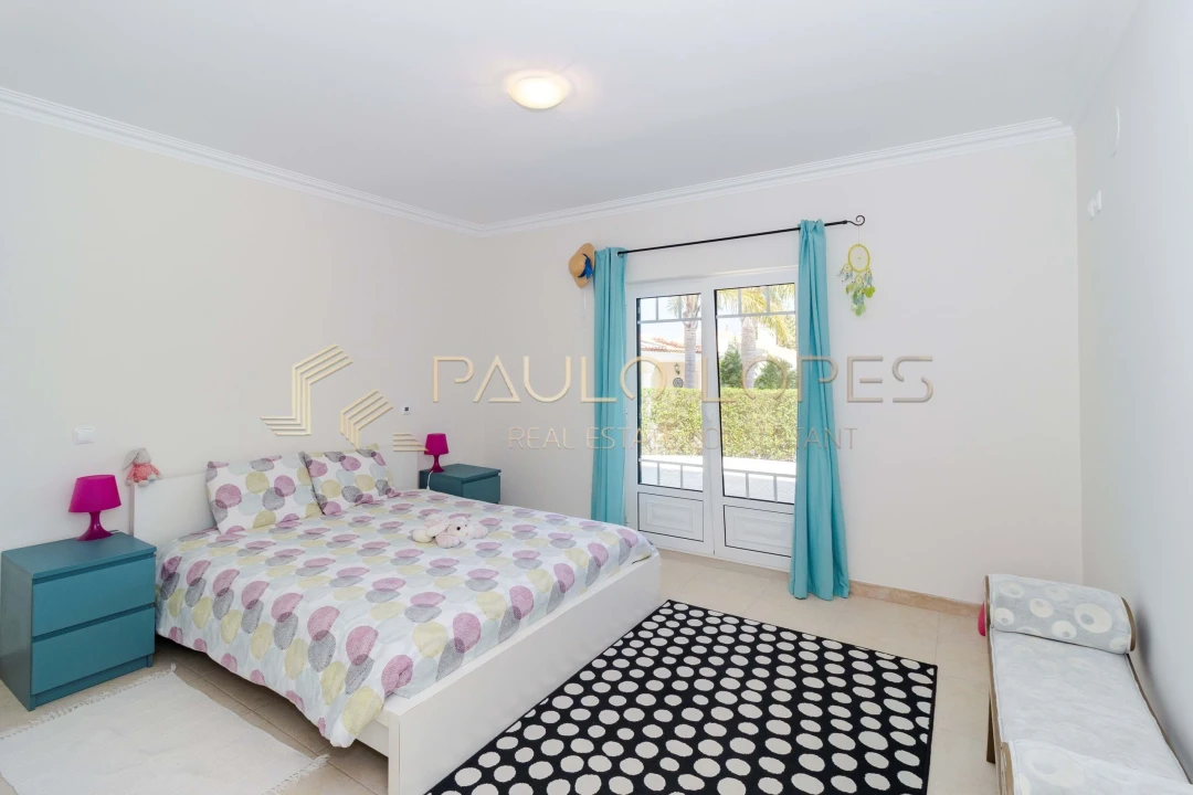 Moradia T6 para Venda em Vau Foto 31