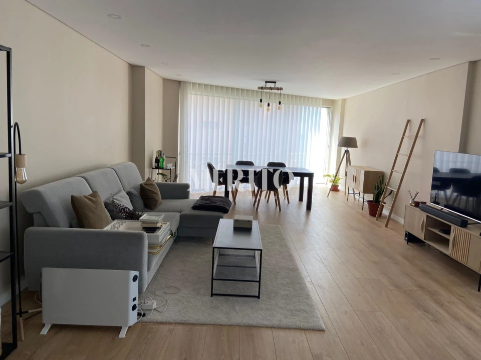 Apartamento T3 para Venda em Póvoa de Varzim, Beiriz e Argivai Foto 1
