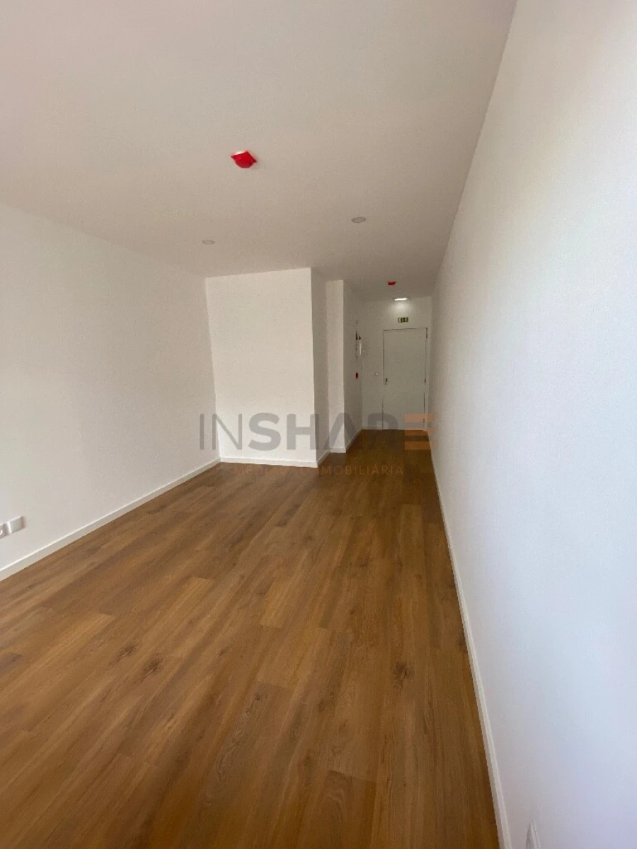 Escritório para Arrendamento em São Vicente (Braga) Foto 13
