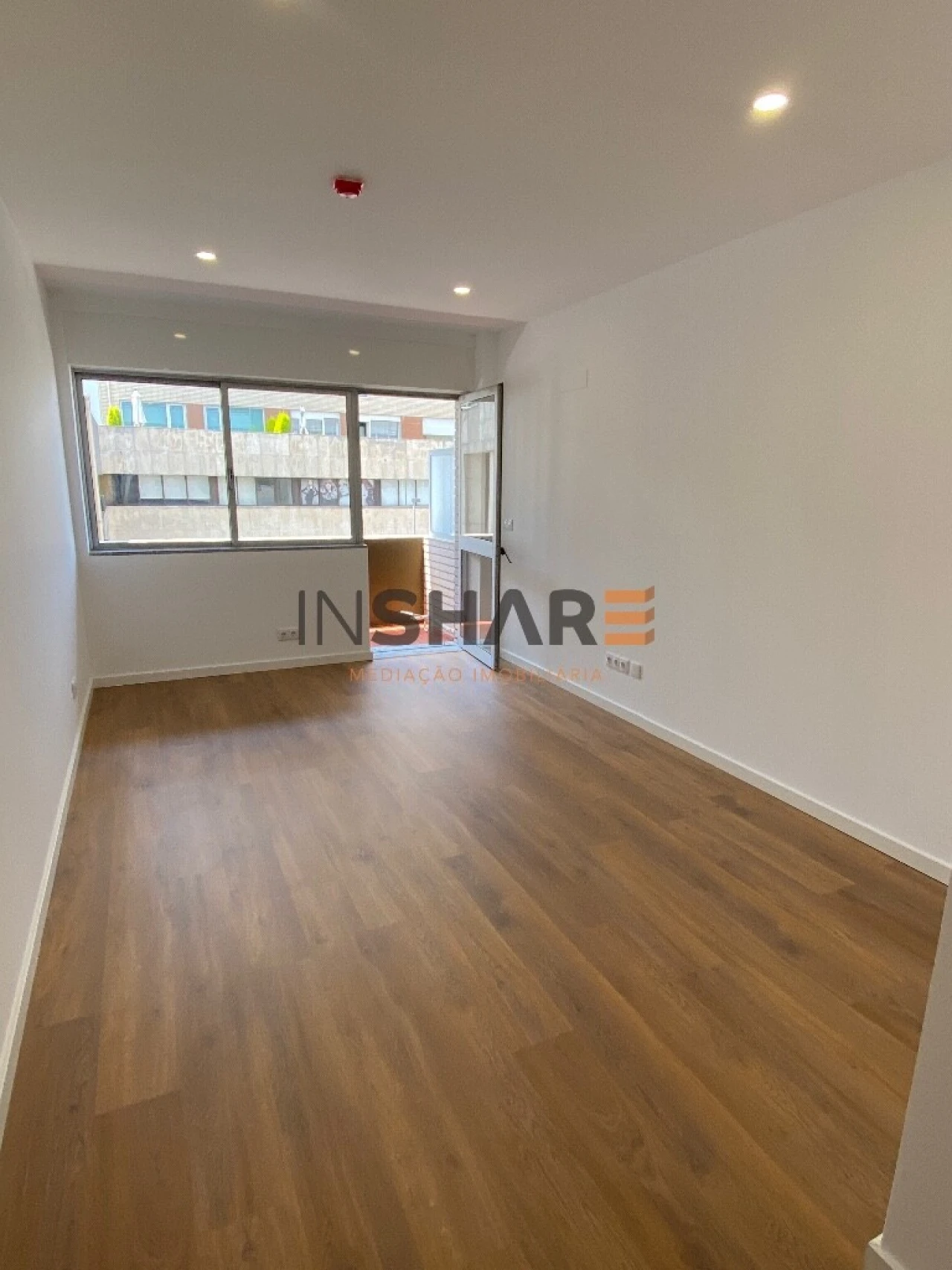 Escritório para Arrendamento em São Vicente (Braga) Foto 18