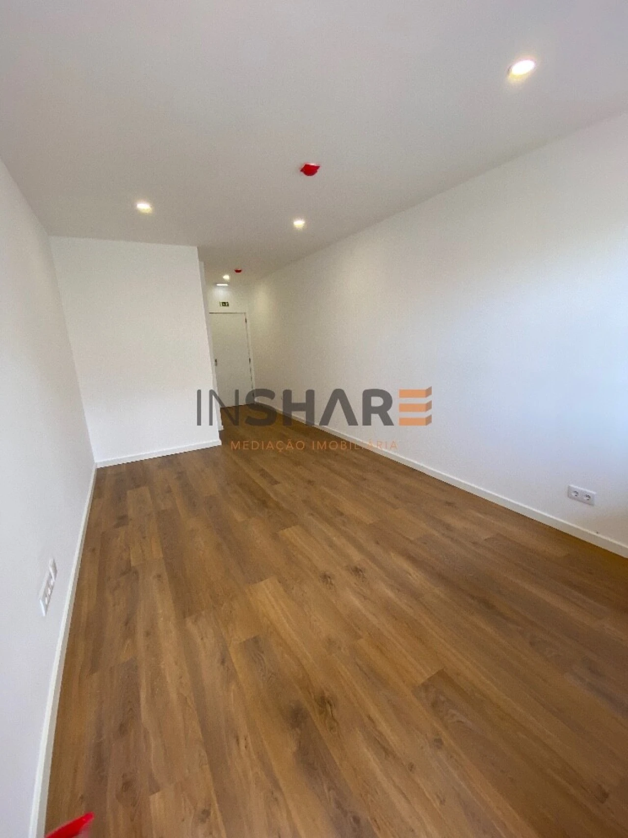 Escritório para Arrendamento em São Vicente (Braga) Foto 14