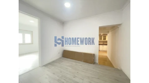 Moradia T9 para Venda em Ajuda