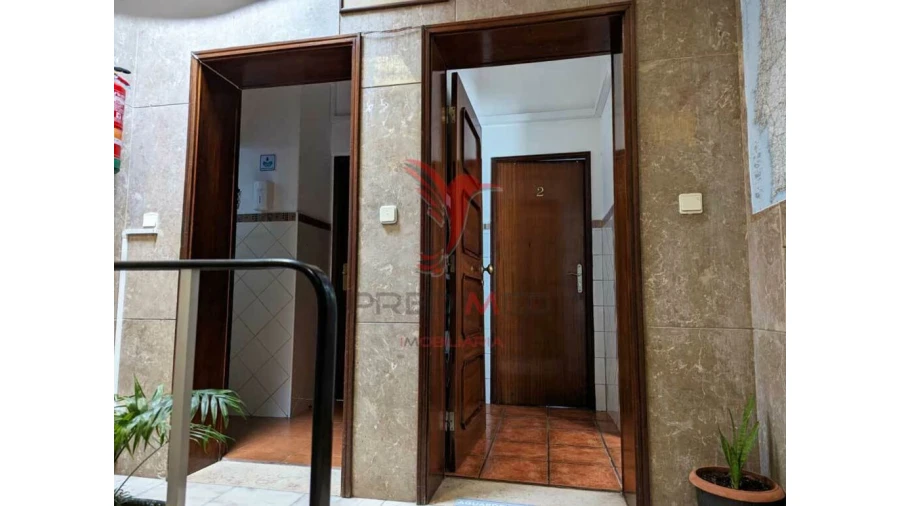 Apartamento T8 para Venda em Vila Real de Santo Antonio Foto 8