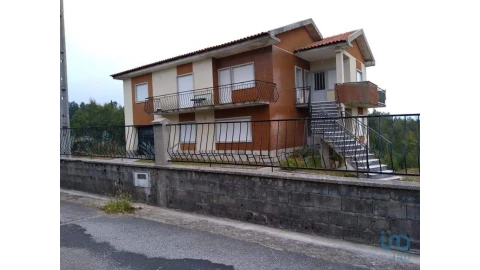 Moradia T5 para Venda em Nogueira, Meixedo e Vilar de Murteda