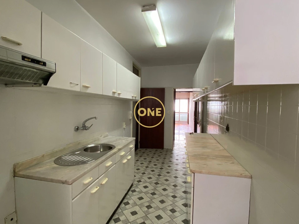 Apartamento T3 para Venda em Cedofeita, Santo Ildefonso, Sé, Miragaia, São Nicolau e Vitória Foto 7