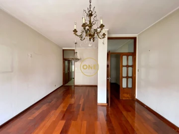 Apartamento T3 para Venda em Cedofeita, Santo Ildefonso, Sé, Miragaia, São Nicolau e Vitória
