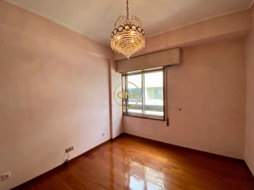 Apartamento T3 para Venda em Cedofeita, Santo Ildefonso, Sé, Miragaia, São Nicolau e Vitória