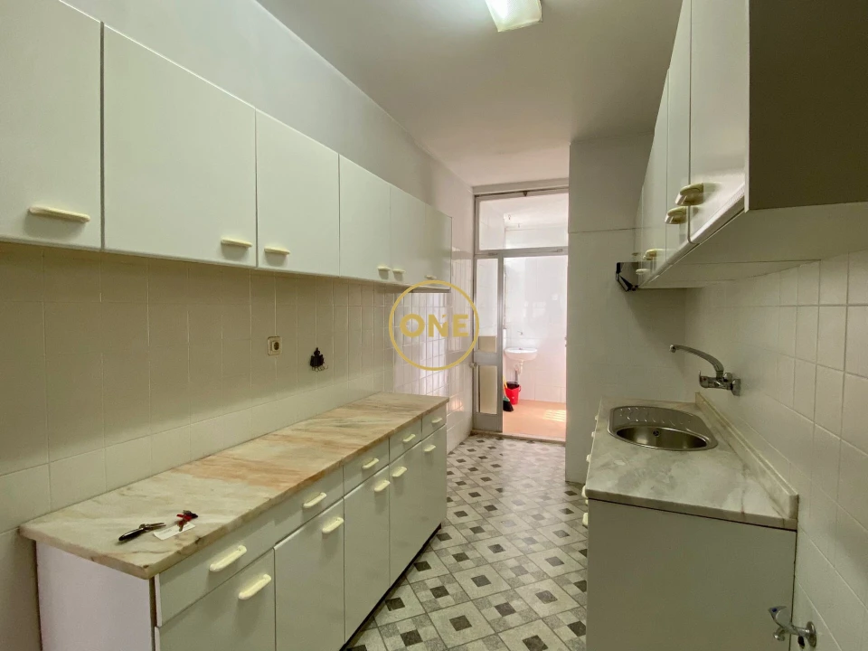 Apartamento T3 para Venda em Cedofeita, Santo Ildefonso, Sé, Miragaia, São Nicolau e Vitória Foto 6
