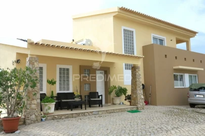 Moradia T7 para Venda em Portimão