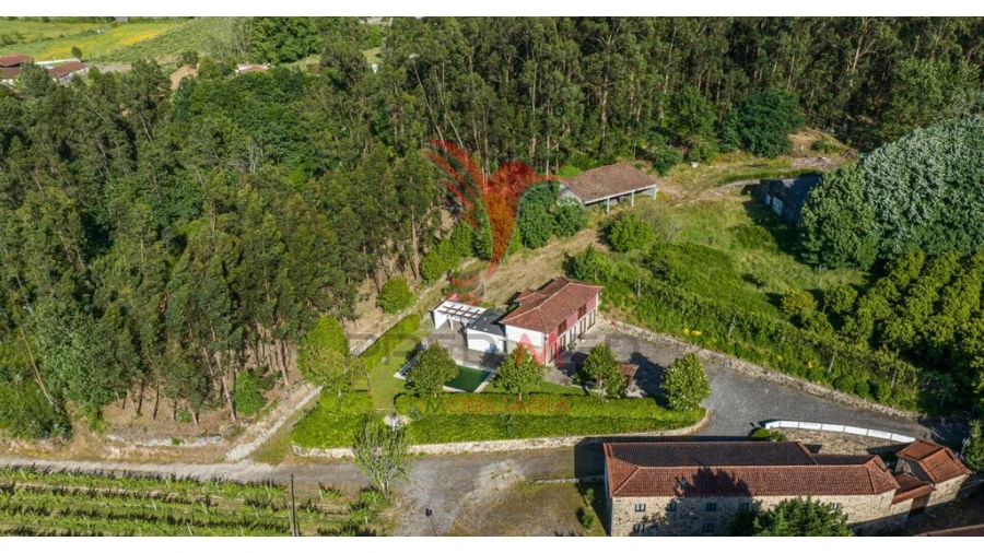 Quinta para Venda em Rendufe Foto 1