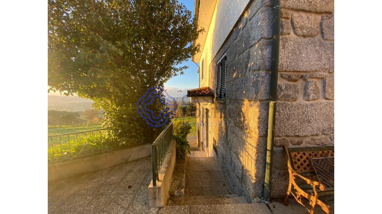 Quinta T5 para Venda em Vila Cova da Lixa e Borba de Godim Foto 51