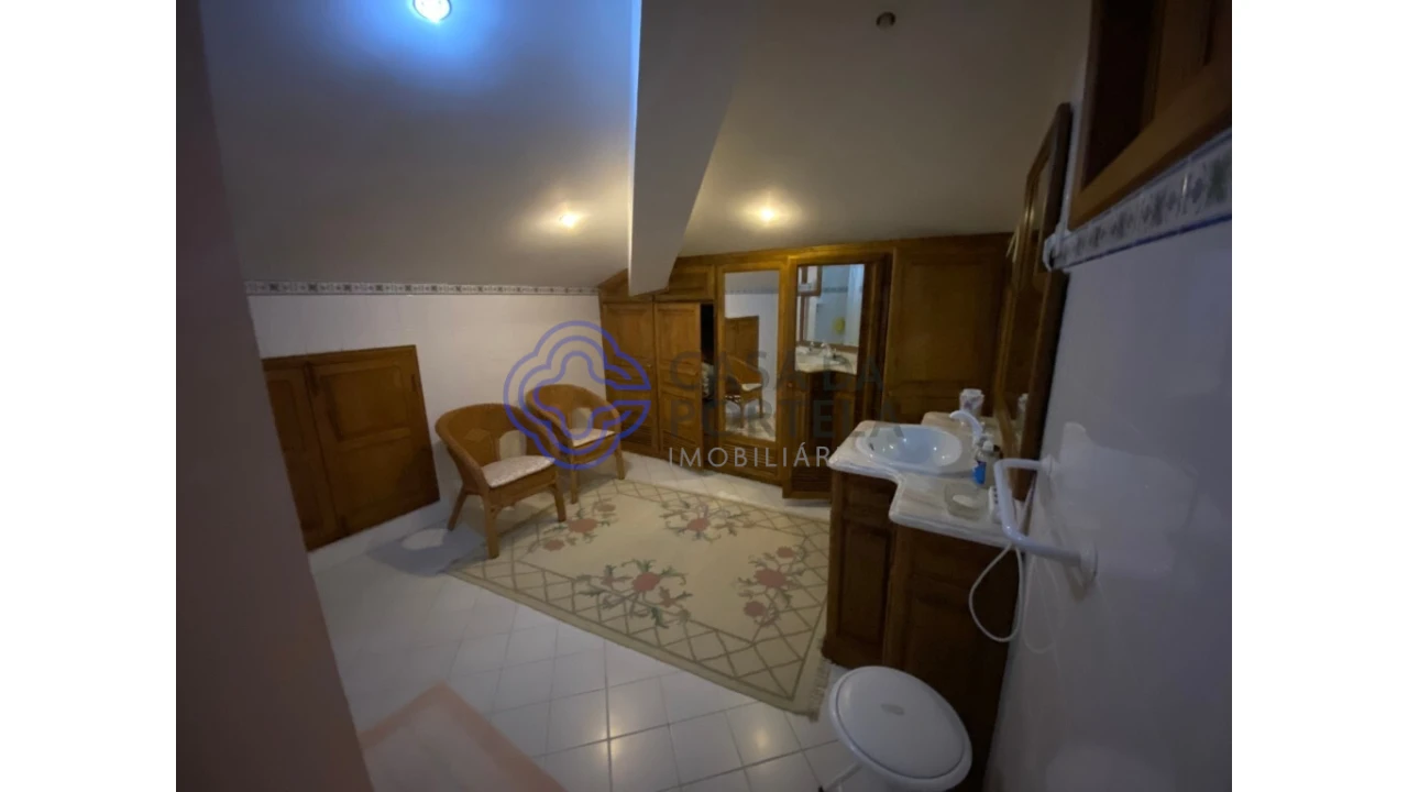 Quinta T5 para Venda em Vila Cova da Lixa e Borba de Godim Foto 39