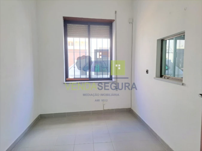 Moradia T4 para Venda em Safara e Santo Aleixo da Restauração Foto 15