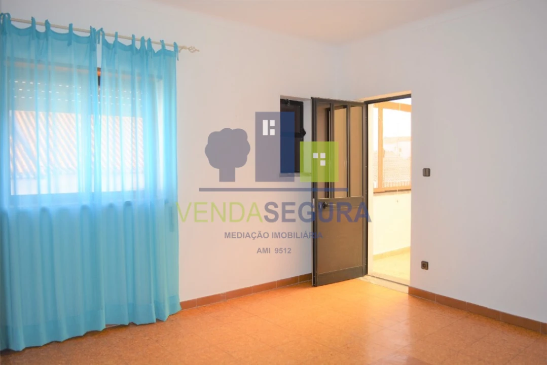 Moradia T4 para Venda em Safara e Santo Aleixo da Restauração Foto 26
