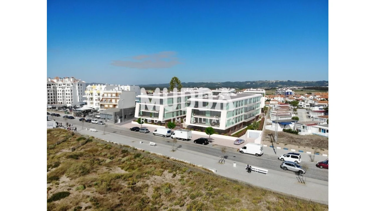 Apartamento T1 para Venda em São Martinho do Porto Foto 2