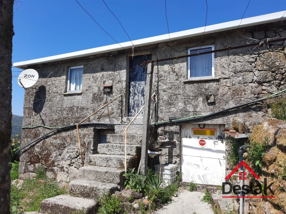 Moradia T2 para Venda em Alcofra Foto 9