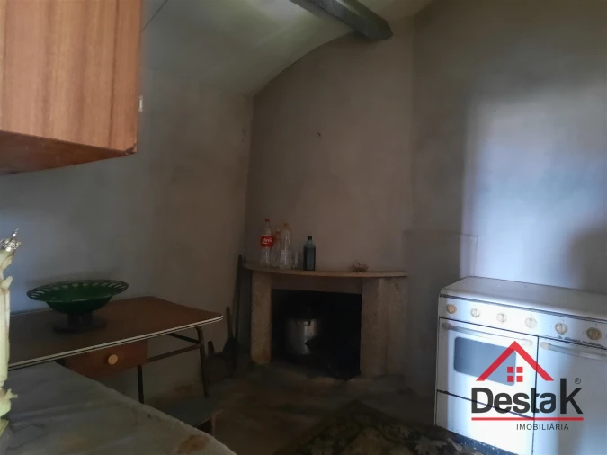 Moradia T2 para Venda em Alcofra Foto 8