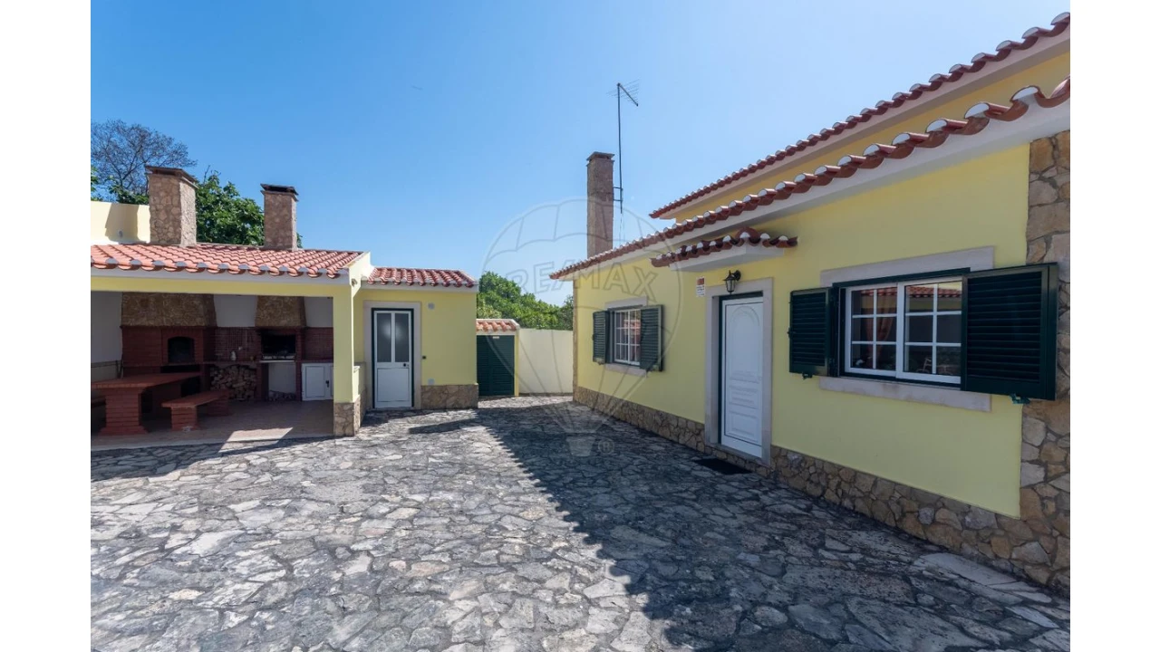 Moradia T3 para Venda em Olho Marinho Foto 36