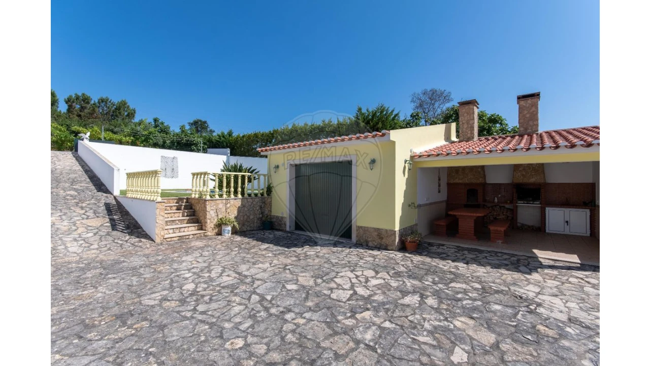 Moradia T3 para Venda em Olho Marinho Foto 37