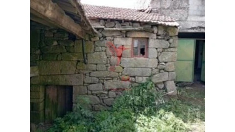 Moradia T2 para Venda em Nossa Senhora da Conceição, São Pedro e São Dinis
