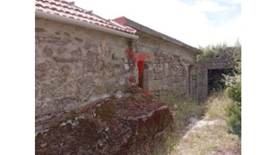 Moradia T2 para Venda em Nossa Senhora da Conceição, São Pedro e São Dinis