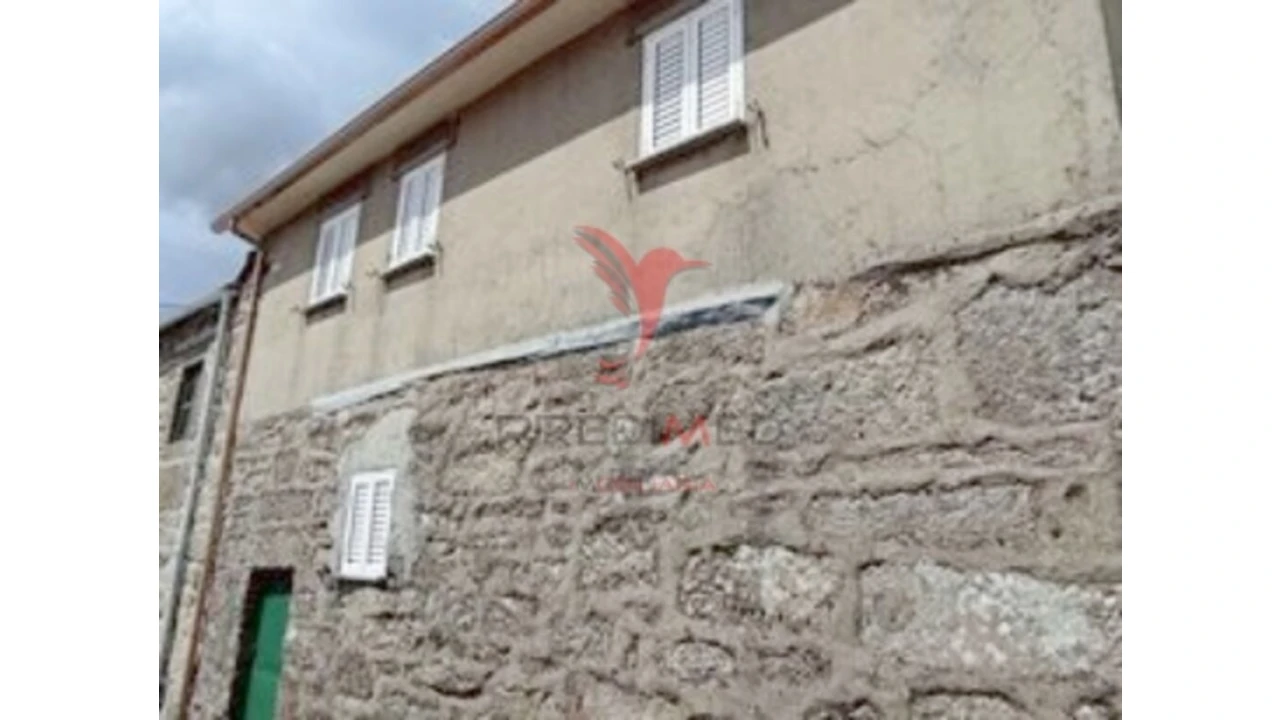 Moradia T2 para Venda em Nossa Senhora da Conceição, São Pedro e São Dinis Foto 3