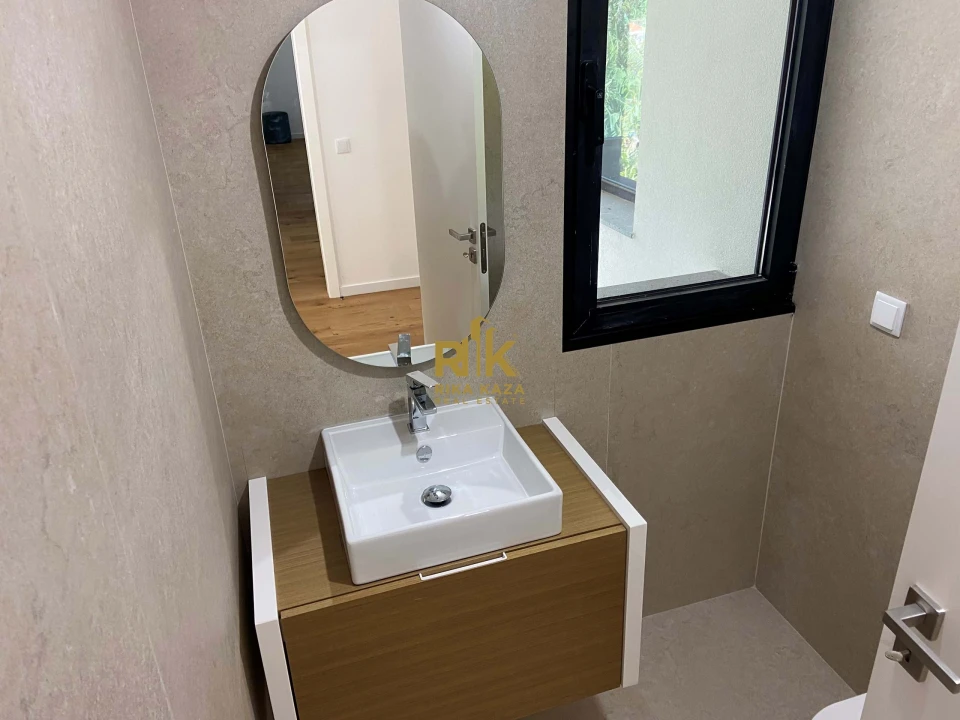 Apartamento T5 para Venda em Funchal (São Pedro) Foto 7
