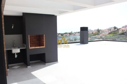 Apartamento T5 para Venda em Funchal (São Pedro)
