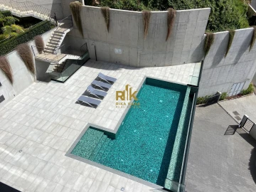 Apartamento T5 para Venda em Funchal (São Pedro)
