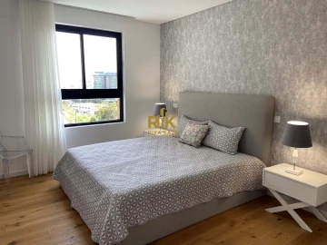 Apartamento T5 para Venda em Funchal (São Pedro)