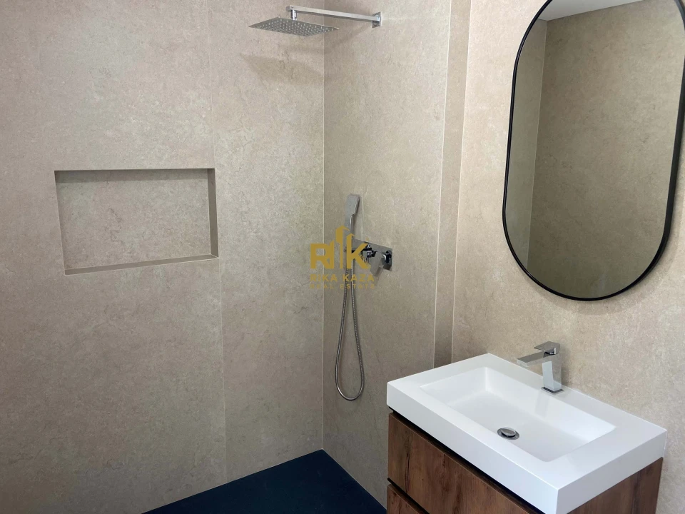 Apartamento T5 para Venda em Funchal (São Pedro) Foto 13