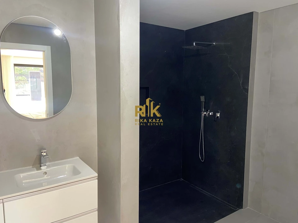 Apartamento T5 para Venda em Funchal (São Pedro) Foto 18