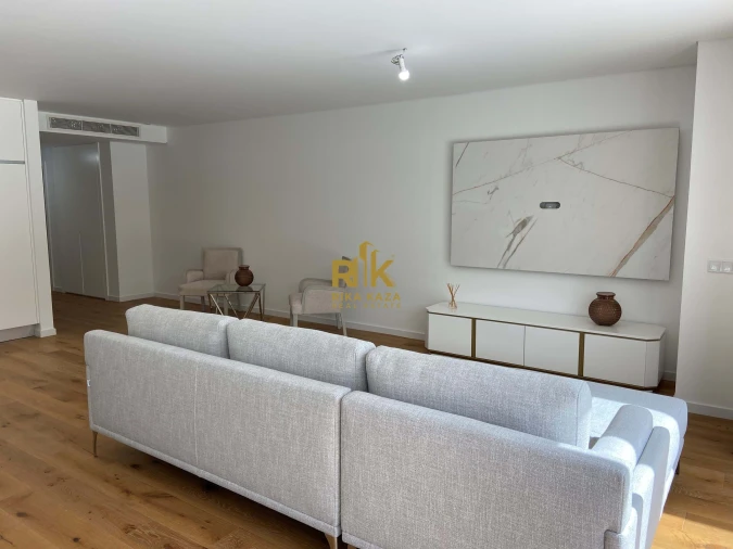 Apartamento T5 para Venda em Funchal (São Pedro) Foto 6