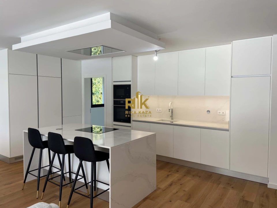Apartamento T5 para Venda em Funchal (São Pedro) Foto 4