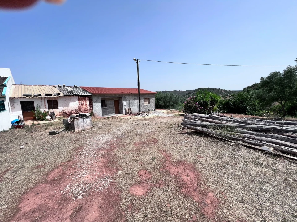 Moradia T2 para Venda em Alte Foto 19