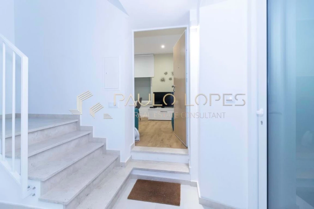 Apartamento T2 para Venda em Nazare Foto 3