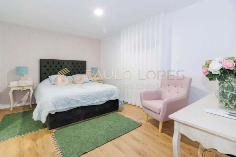 Apartamento T2 para Venda em Nazare Foto 1
