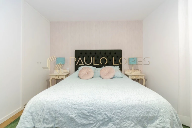 Apartamento T2 para Venda em Nazare Foto 18