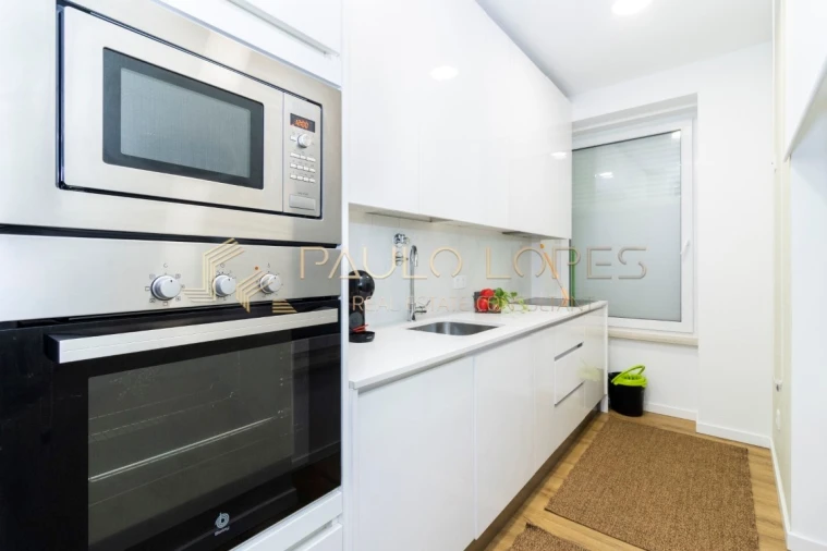 Apartamento T2 para Venda em Nazare Foto 5