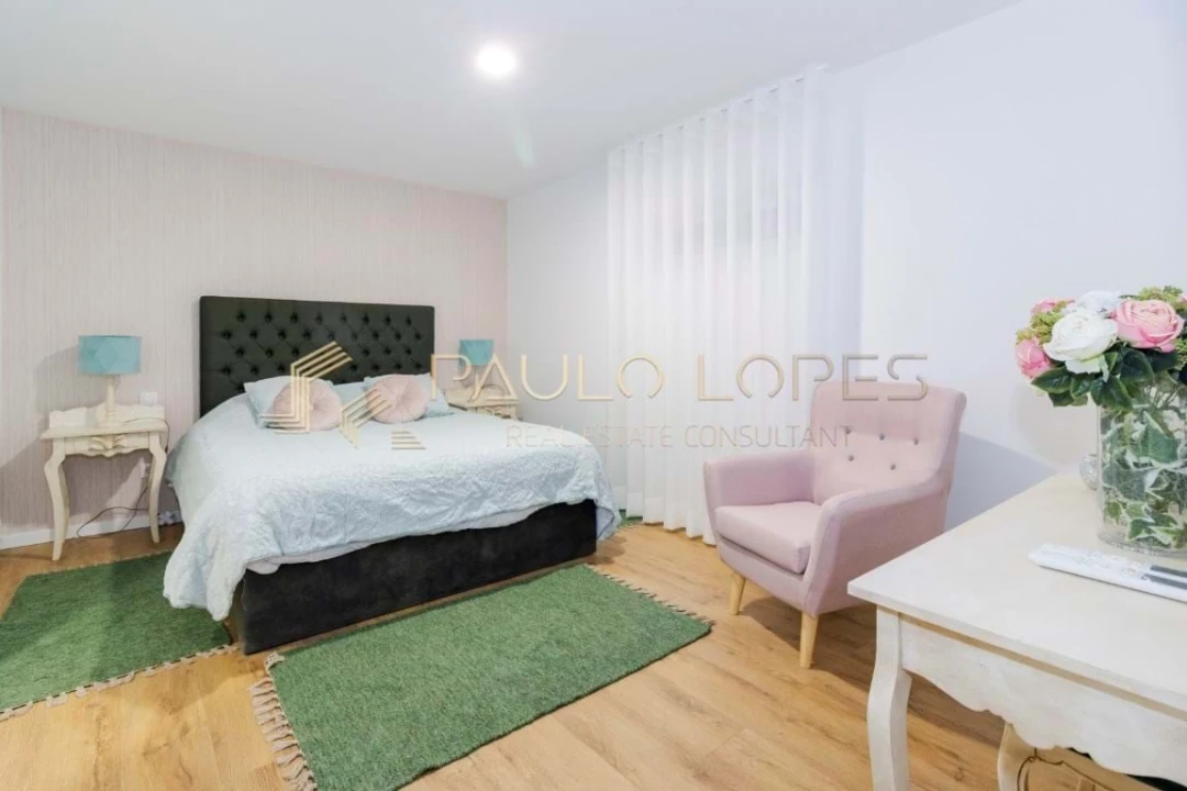 Apartamento T2 para Venda em Nazare Foto 1