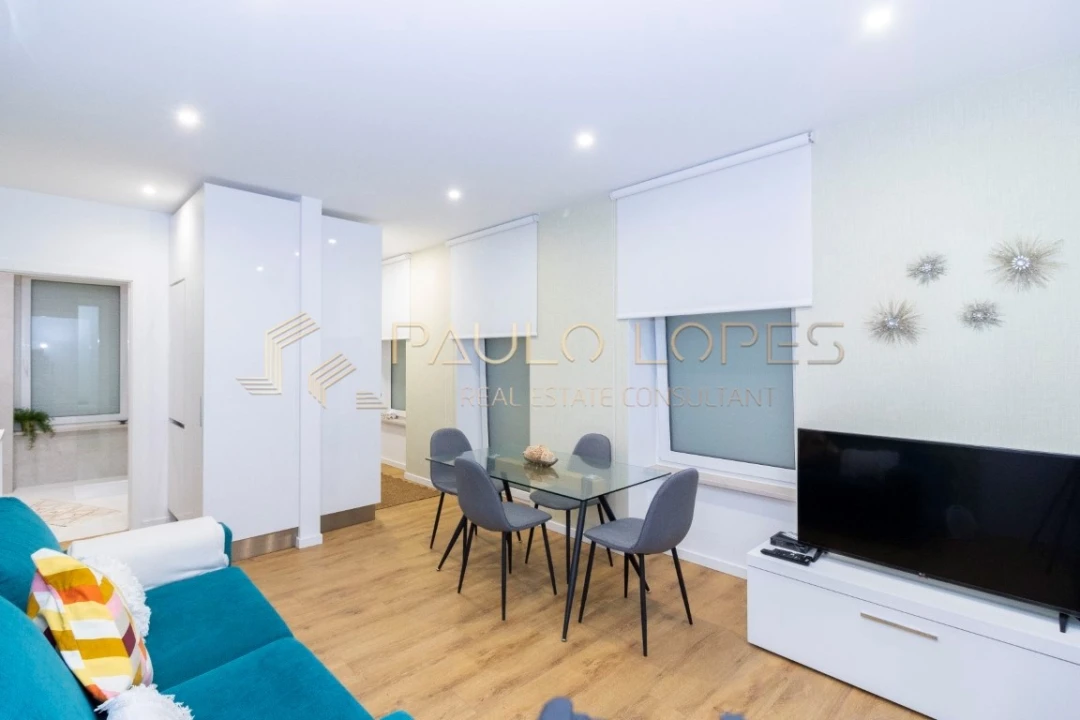 Apartamento T2 para Venda em Nazare Foto 2