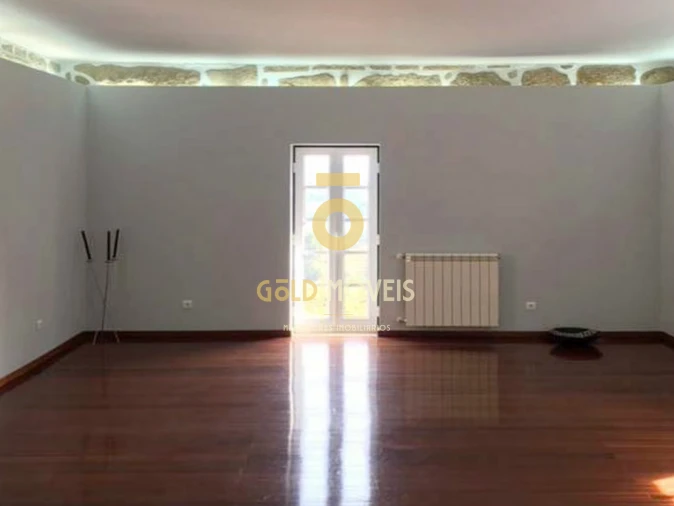 Quinta T4 para Venda em Valpedre Foto 8