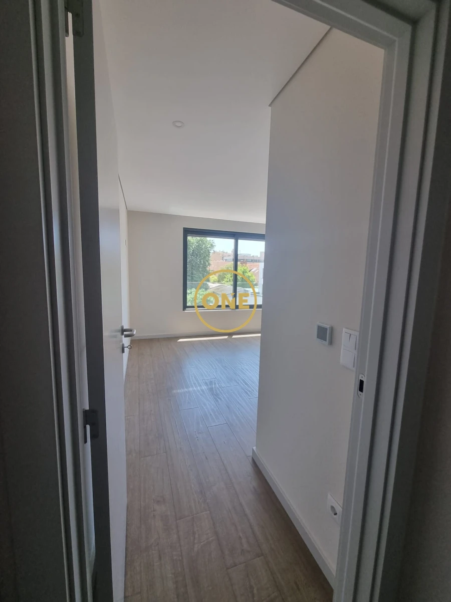 Apartamento T2 para Venda em Cedofeita, Santo Ildefonso, Sé, Miragaia, São Nicolau e Vitória Foto 27
