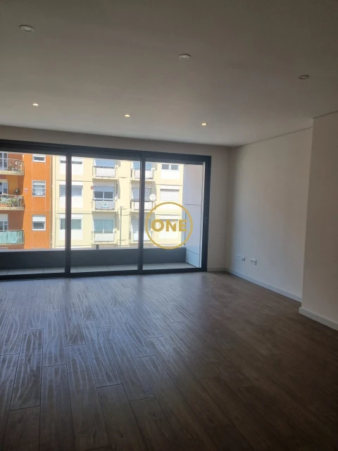 Apartamento T3 para Venda em Cedofeita, Santo Ildefonso, Sé, Miragaia, São Nicolau e Vitória