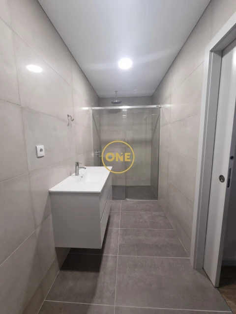 Apartamento T3 para Venda em Cedofeita, Santo Ildefonso, Sé, Miragaia, São Nicolau e Vitória