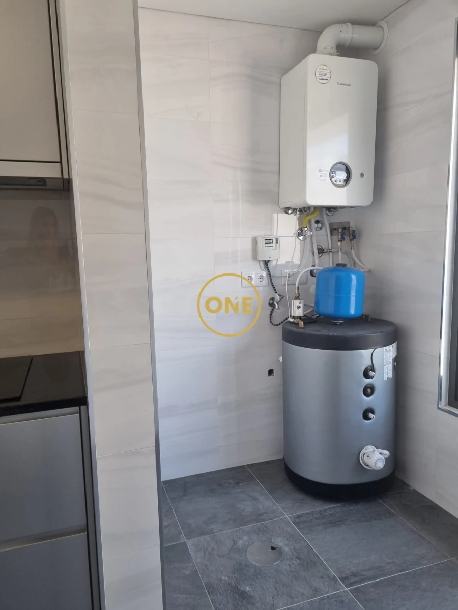 Apartamento T3 para Venda em Cedofeita, Santo Ildefonso, Sé, Miragaia, São Nicolau e Vitória Foto 8